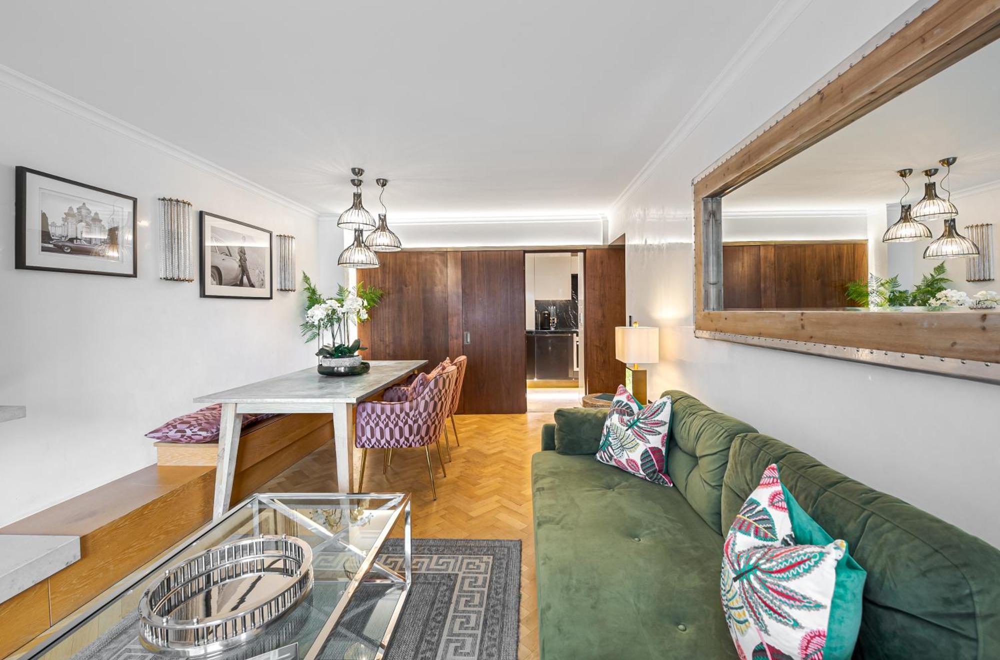Modern Knightsbridge Apartment With Balcony Overlooking Harrods Prime Location Londra Esterno foto